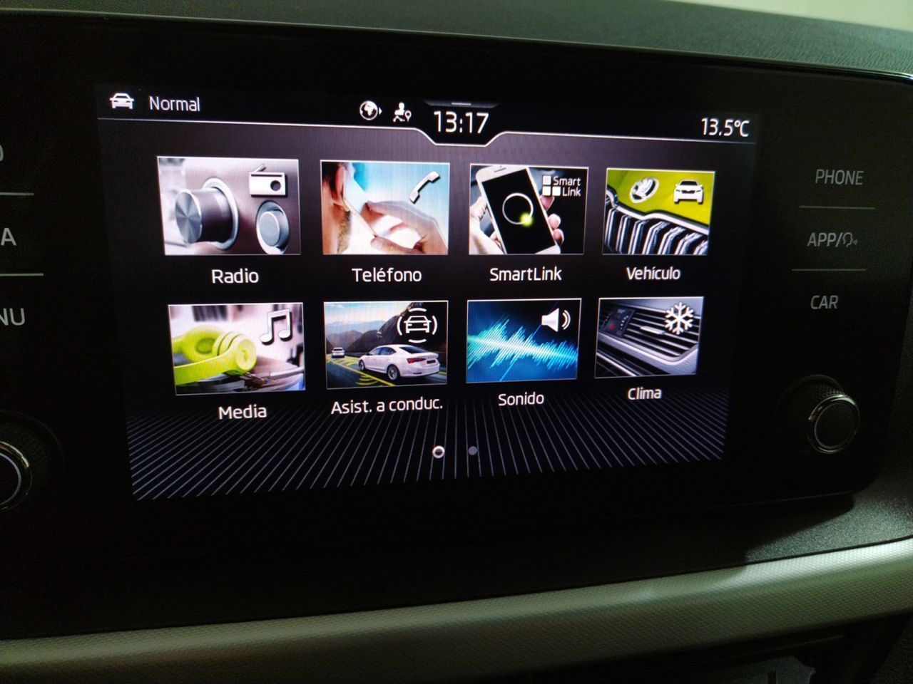 Škoda Kamiq 1.5 TSI Sport DSG - foto 13