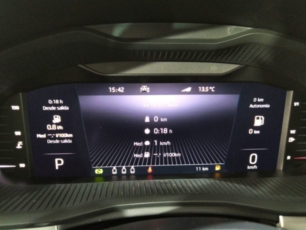 Škoda Kamiq 1.5 TSI Sport DSG - foto 12
