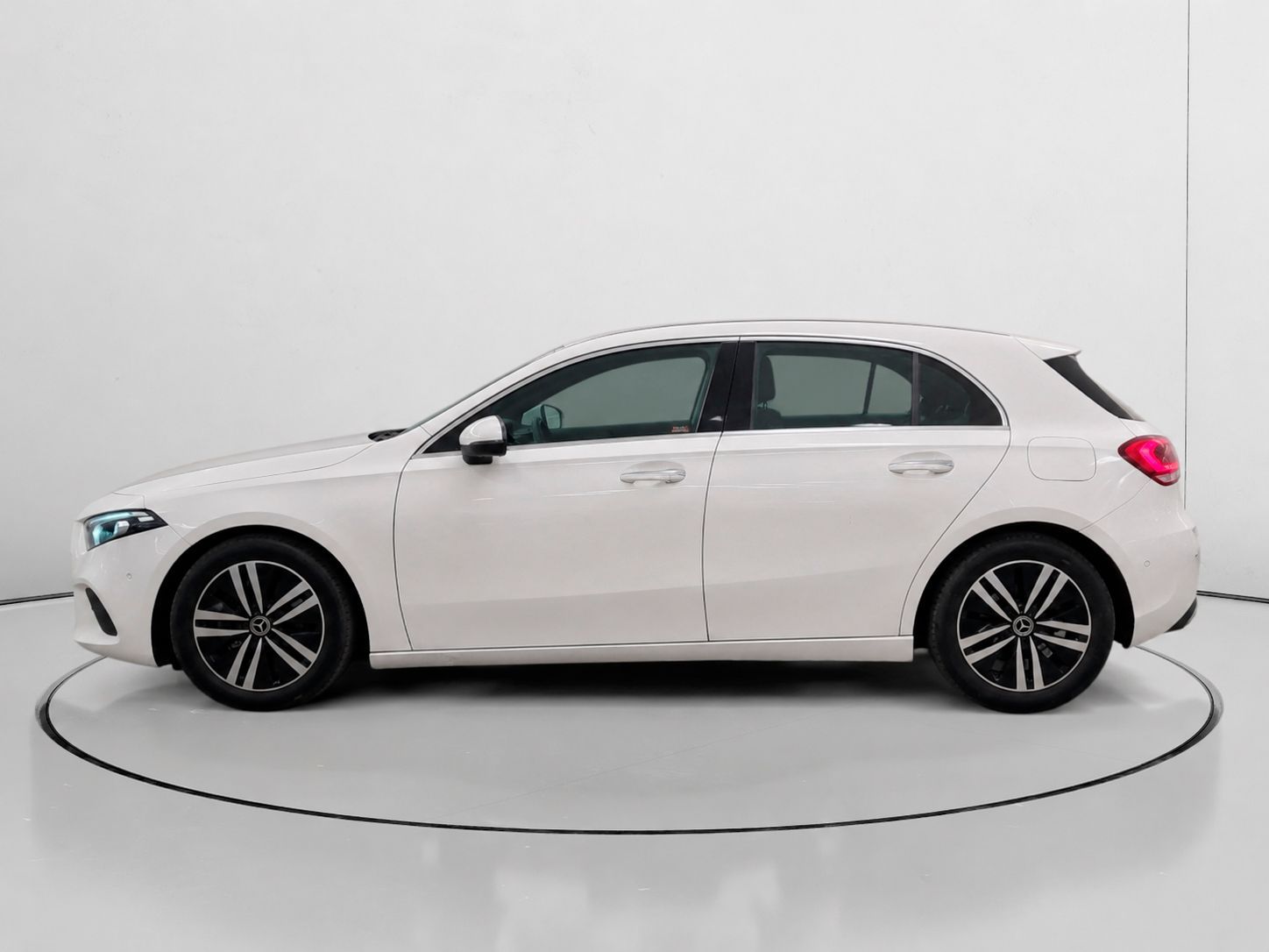 Mercedes-Benz Clase A 200 d - foto 6