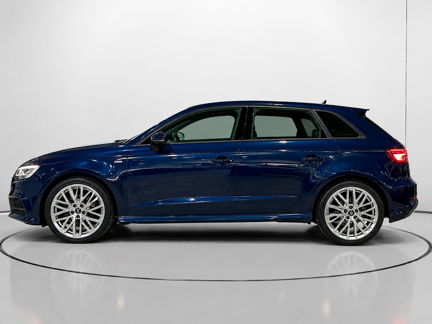 Audi A3 S line 30 TDI - foto 6