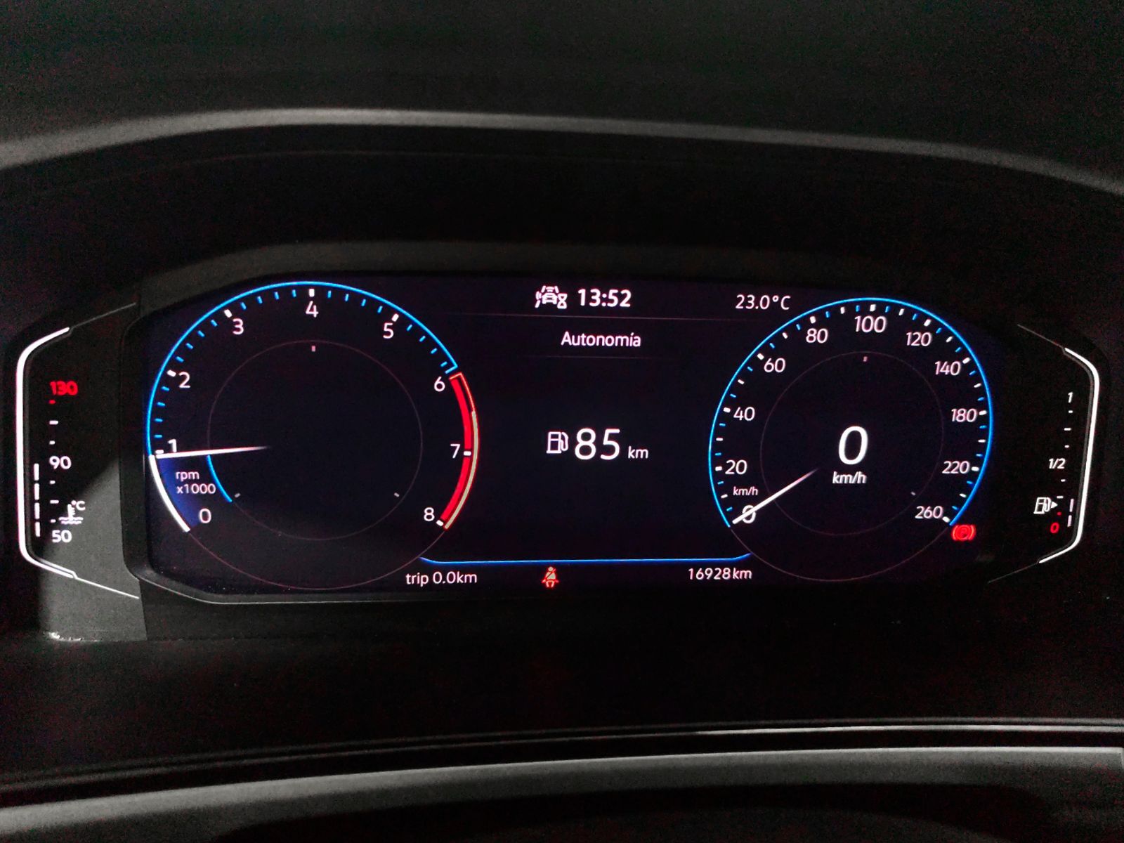 Volkswagen T-Roc Dark 1.0 TSI - foto 16
