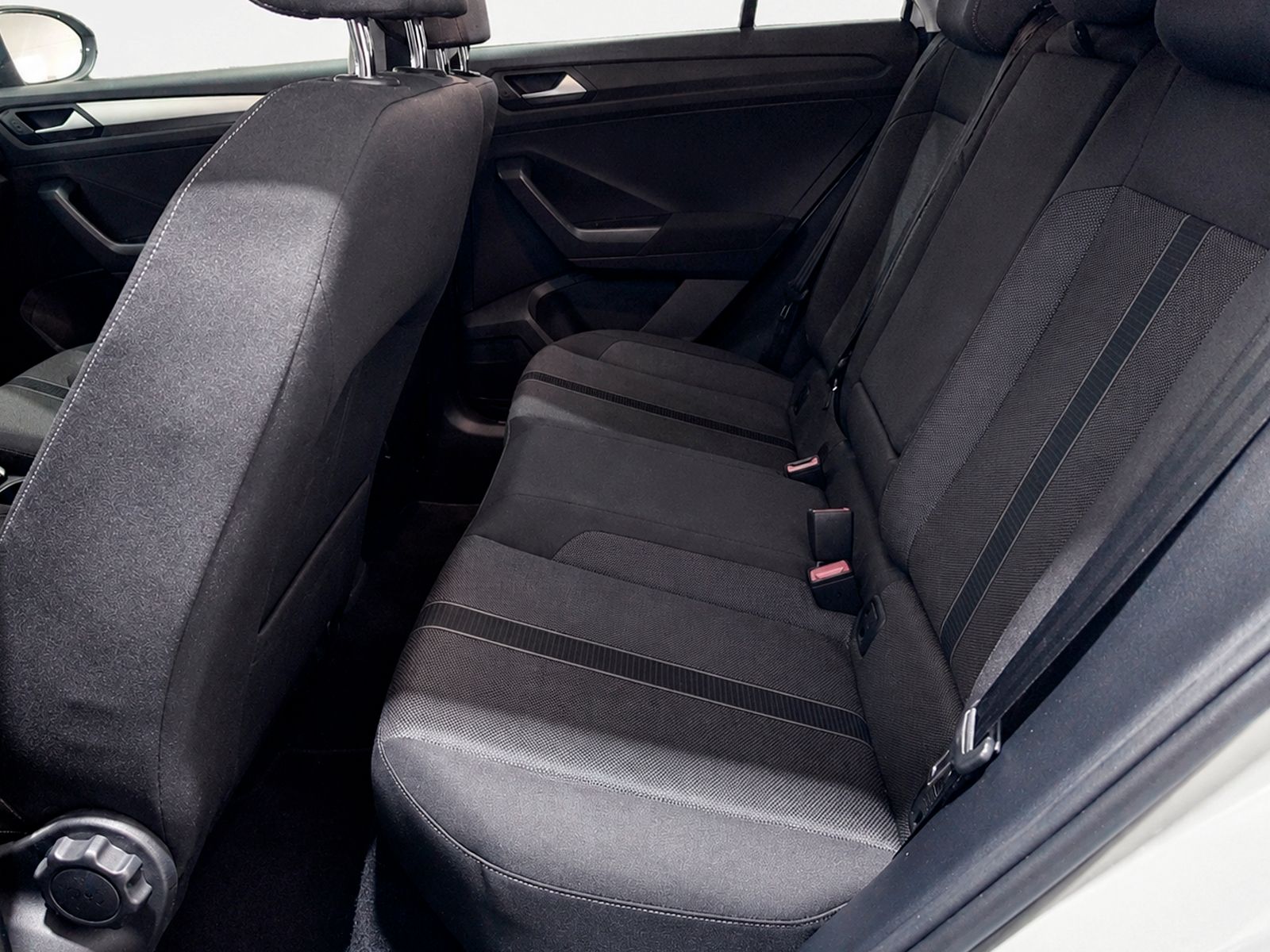 Volkswagen T-Roc Dark 1.0 TSI - foto 12