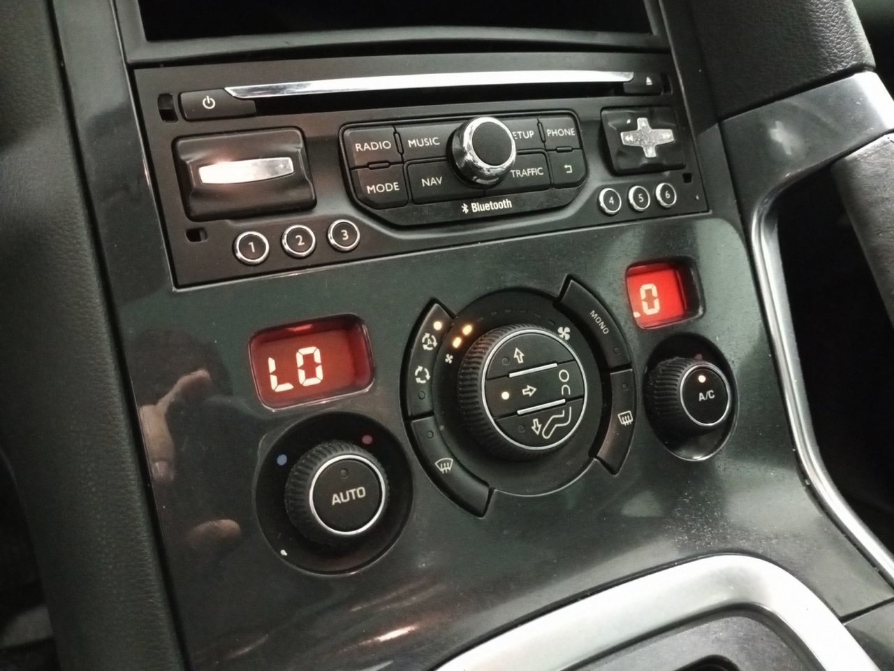 Peugeot 3008 THP 165 Allure EAT6 - foto 19