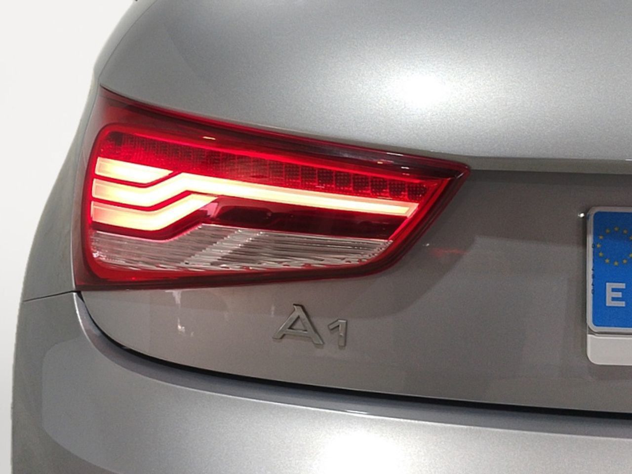 Audi A1 Adrenalin 1.0 TFSI - foto 18
