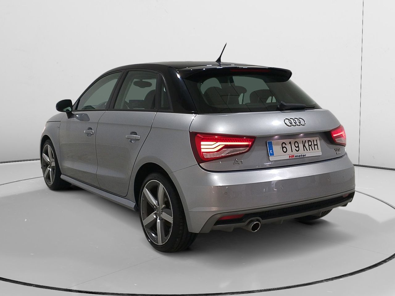 Audi A1 Adrenalin 1.0 TFSI - foto 4