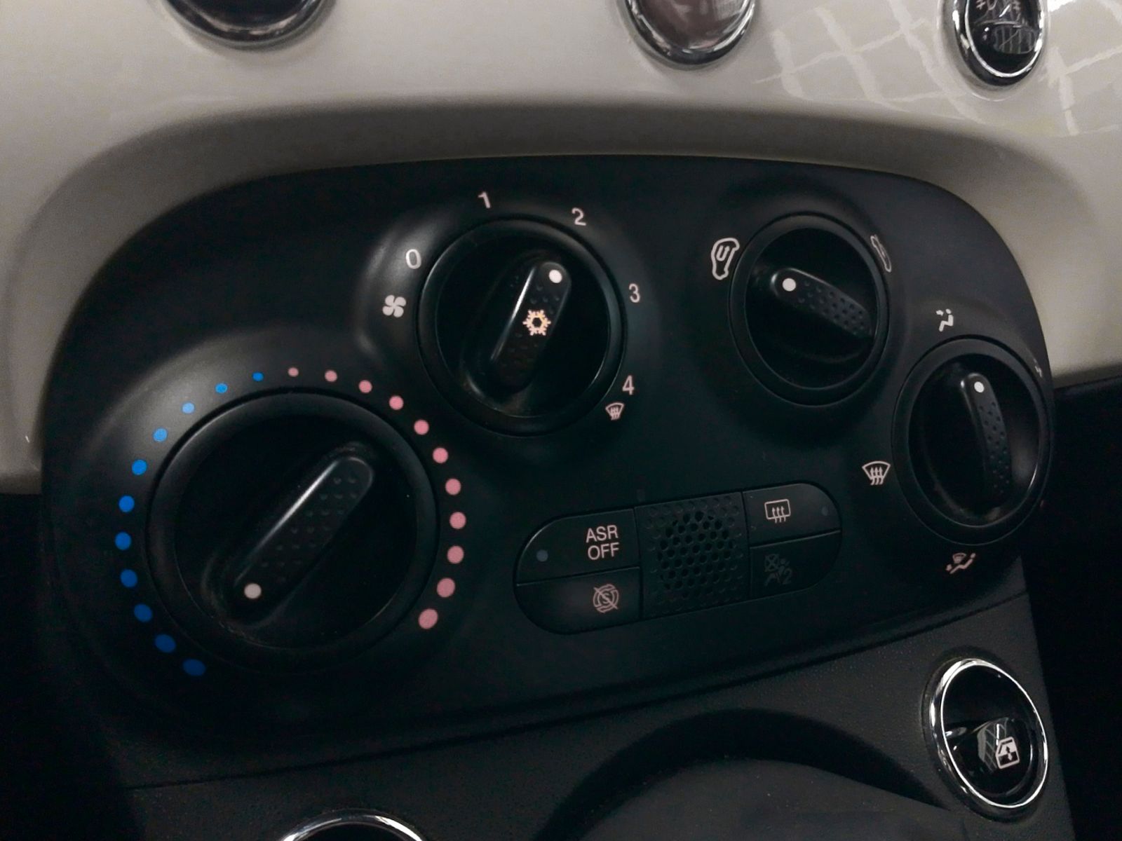 Fiat 500 1.0 Hybrid Monotrim - foto 20