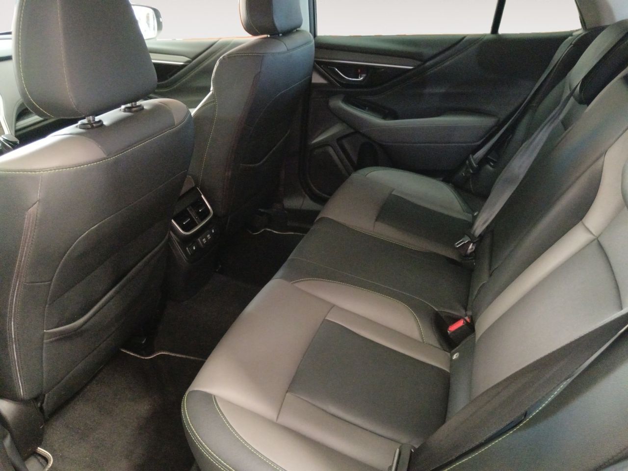 Subaru Outback 2.5 Field AWD CVT Lineartronic - foto 10