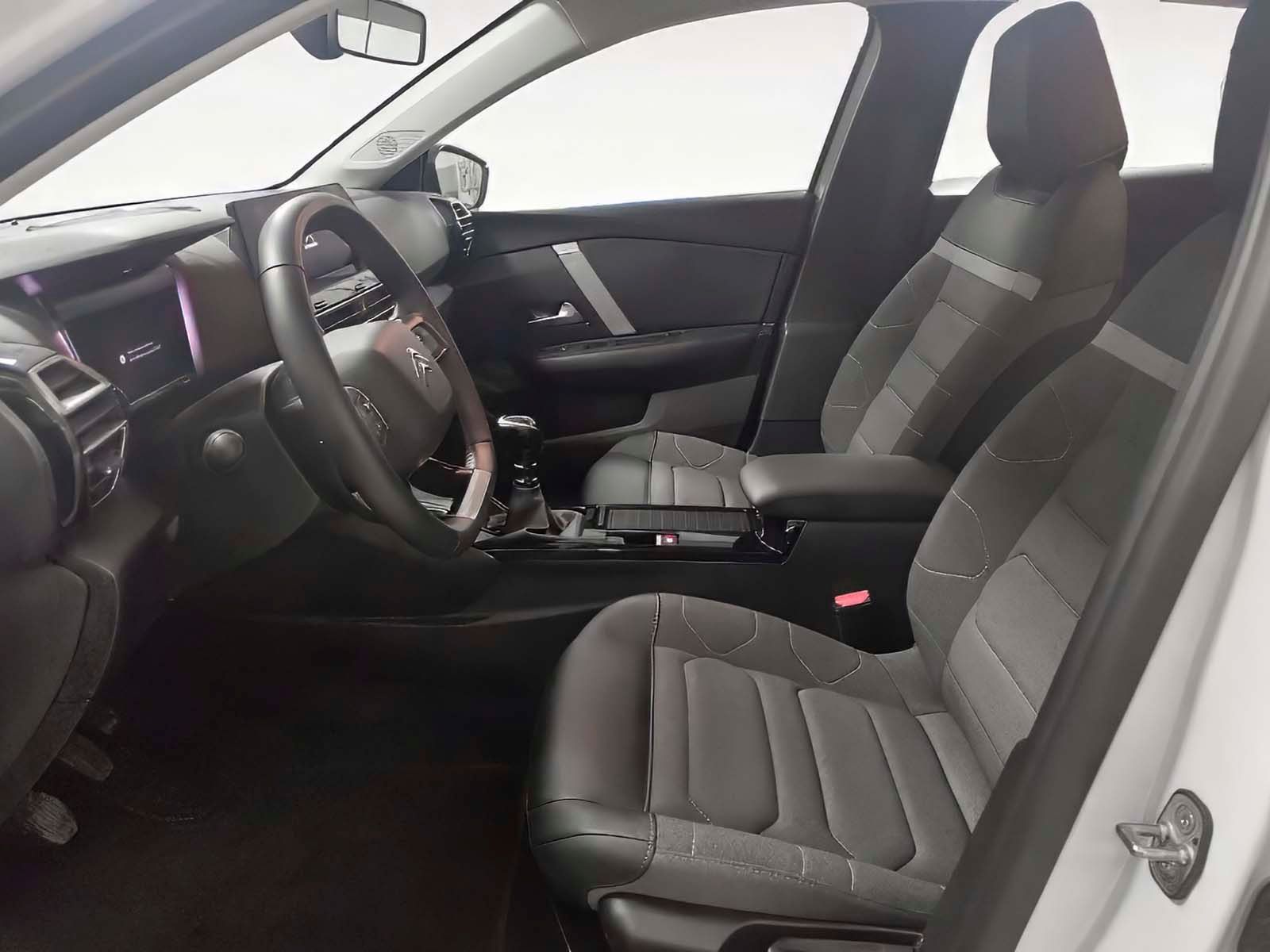 Citroën C4 PureTech 130 Plus - foto 14