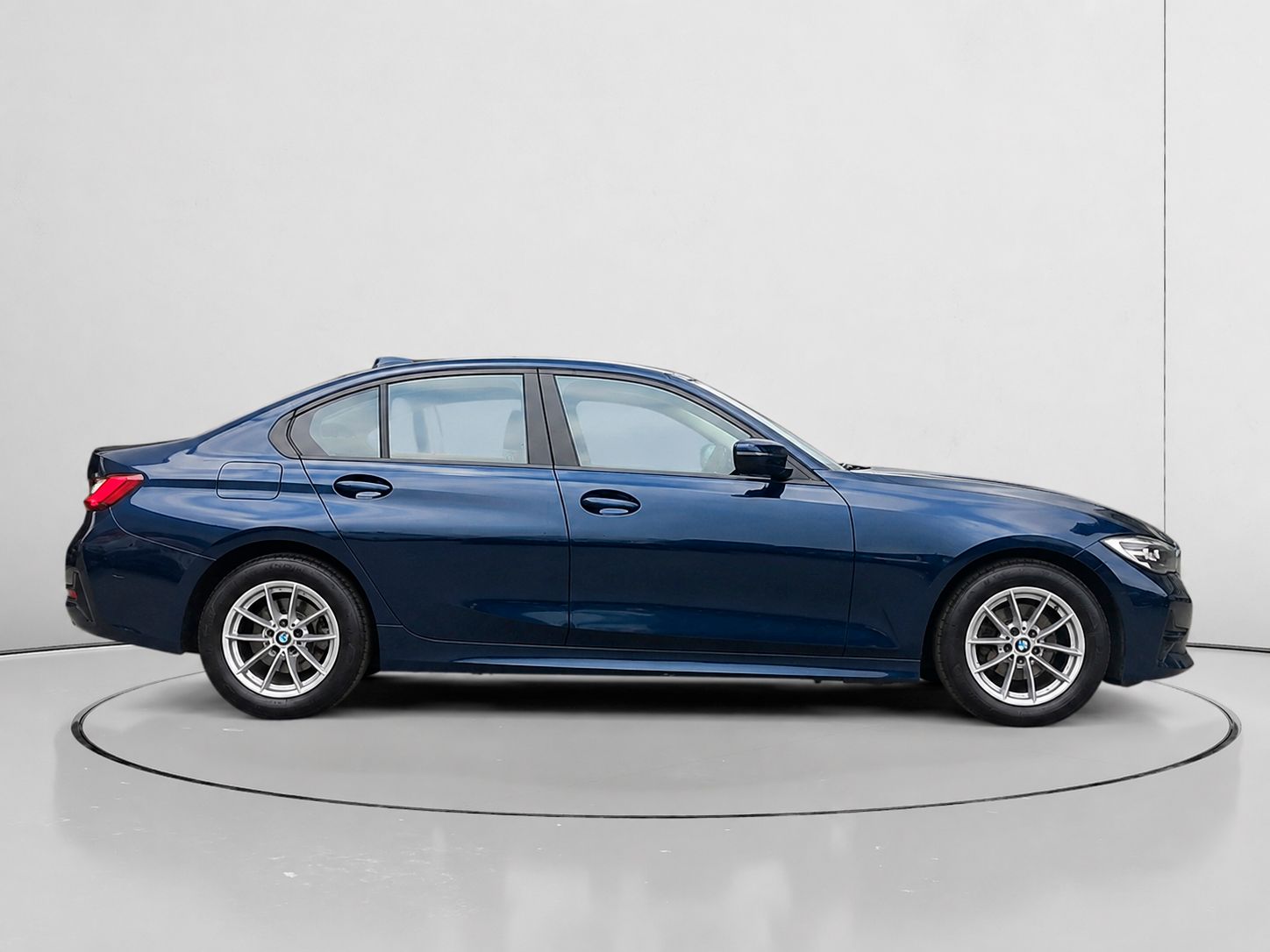 BMW Serie 3 318d - foto 2