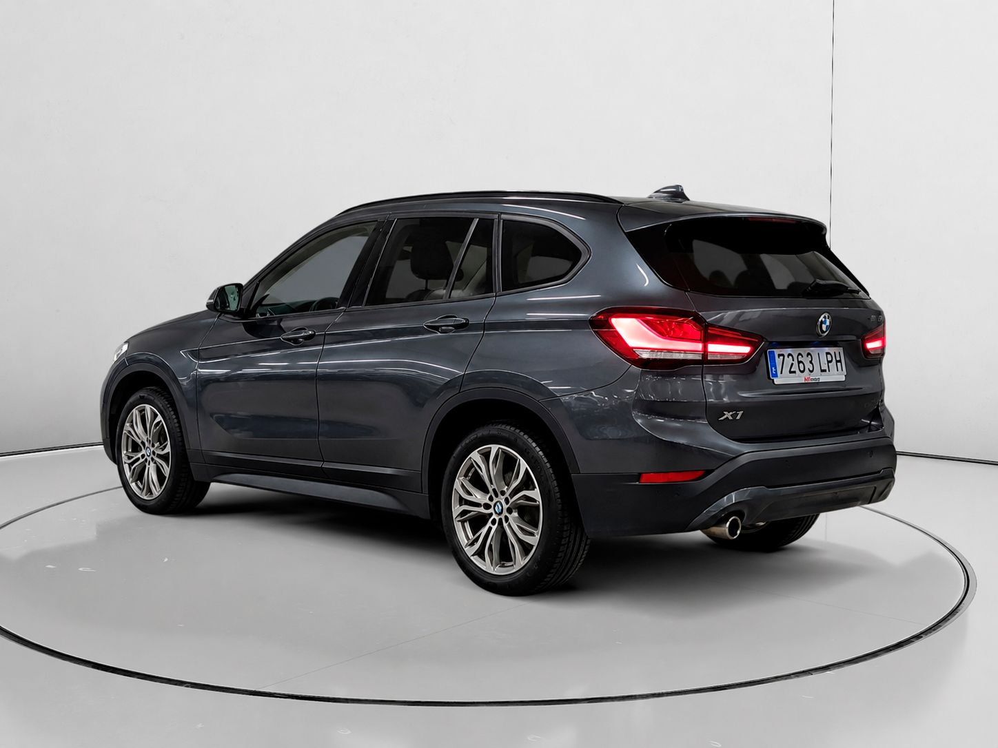 BMW X1 sDrive18i - foto 5