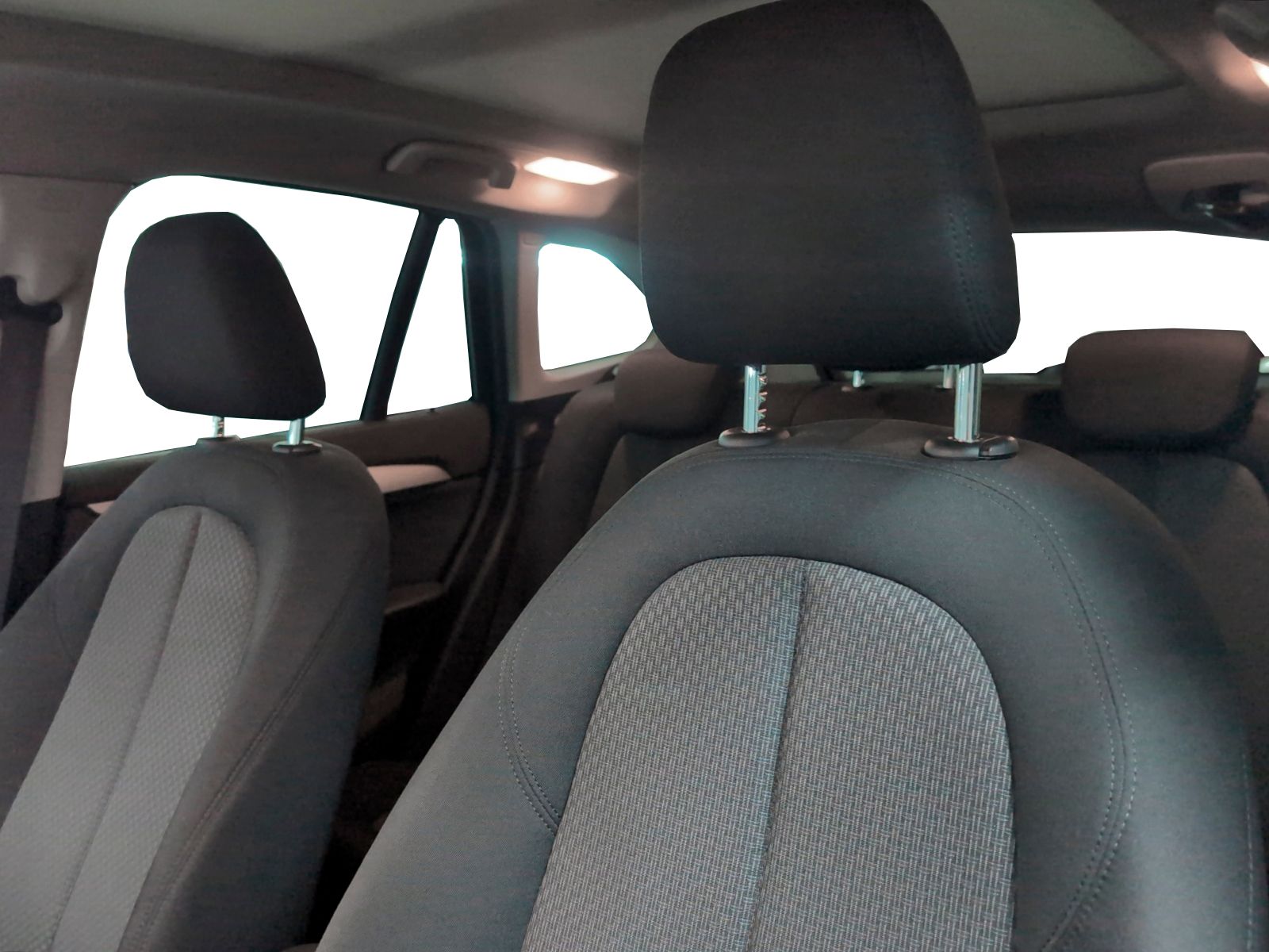 BMW X1 sDrive18i - foto 14