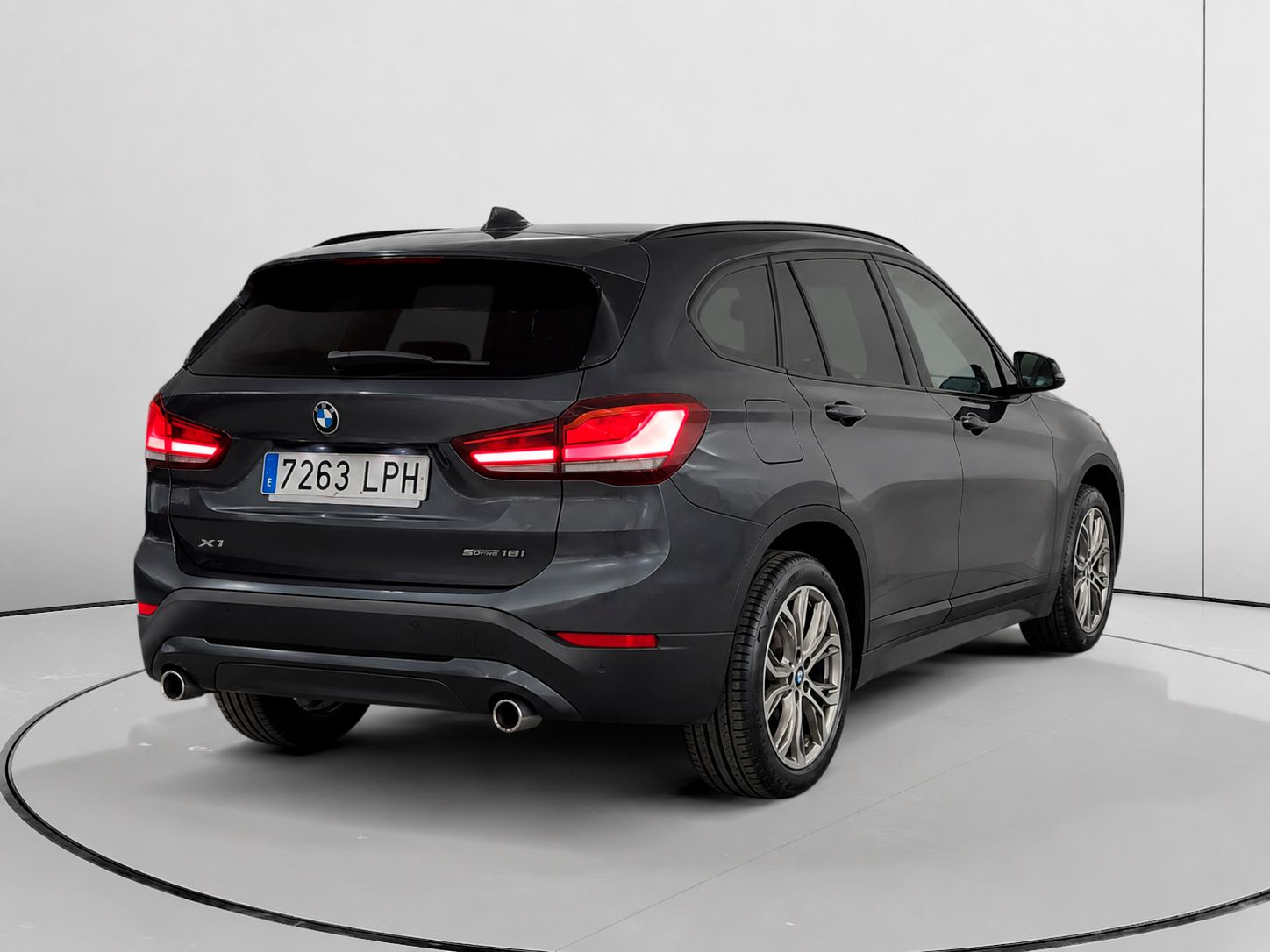 BMW X1 sDrive18i - foto 3