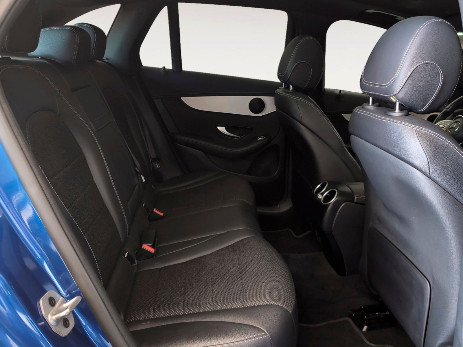Mercedes-Benz GLC 220 d 4Matic - foto 12