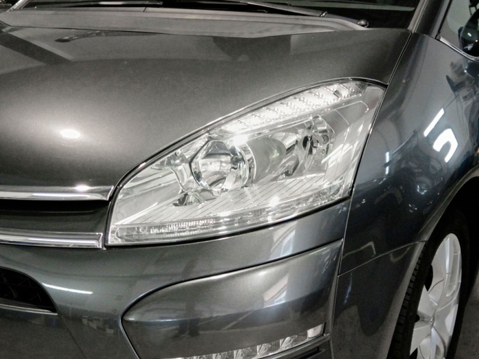 Citroën Grand C4 Picasso 1.6 HDi First - foto 24