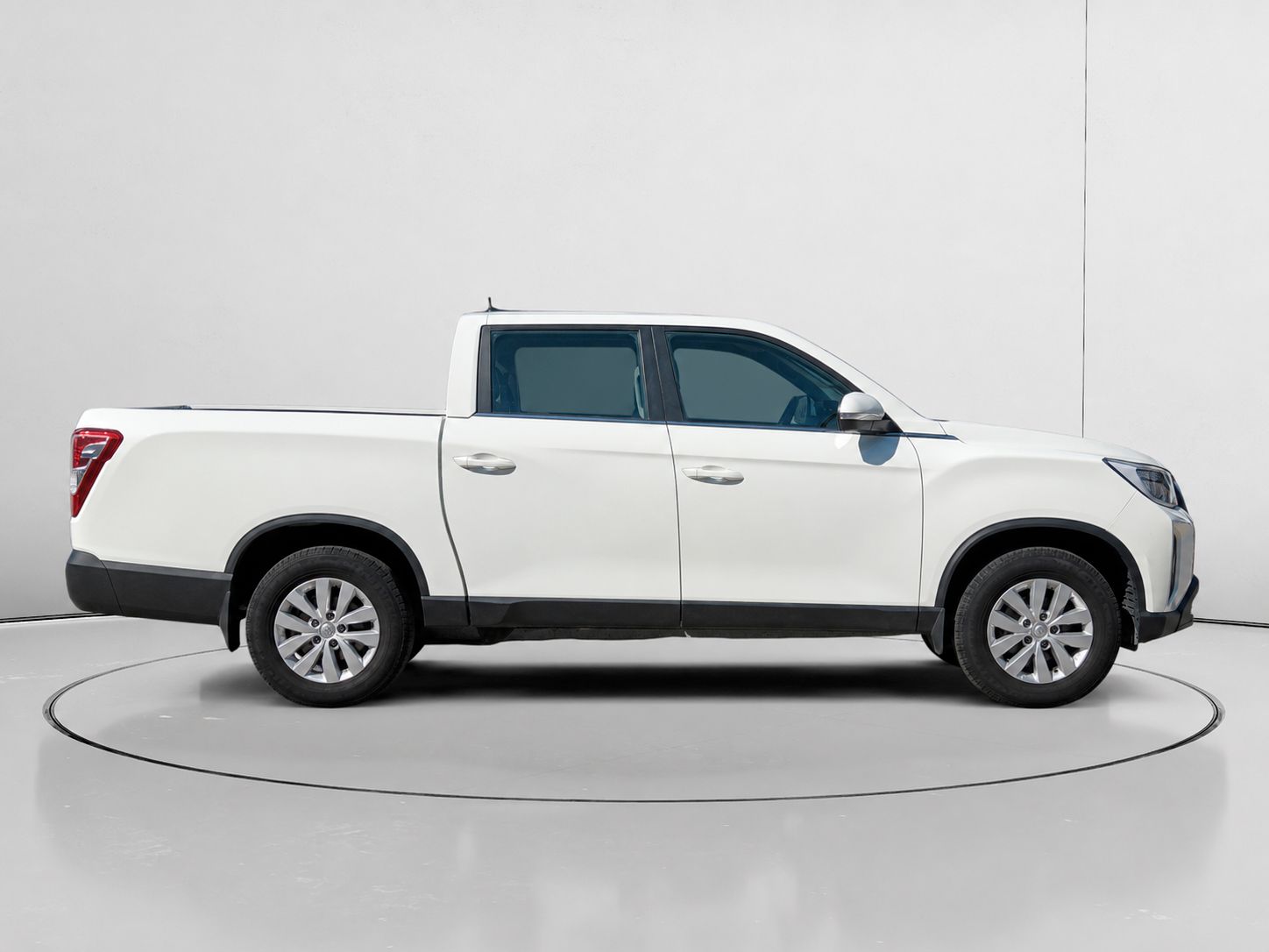 SsangYong Musso Sports D22DTR Pro 4x4 - foto 2