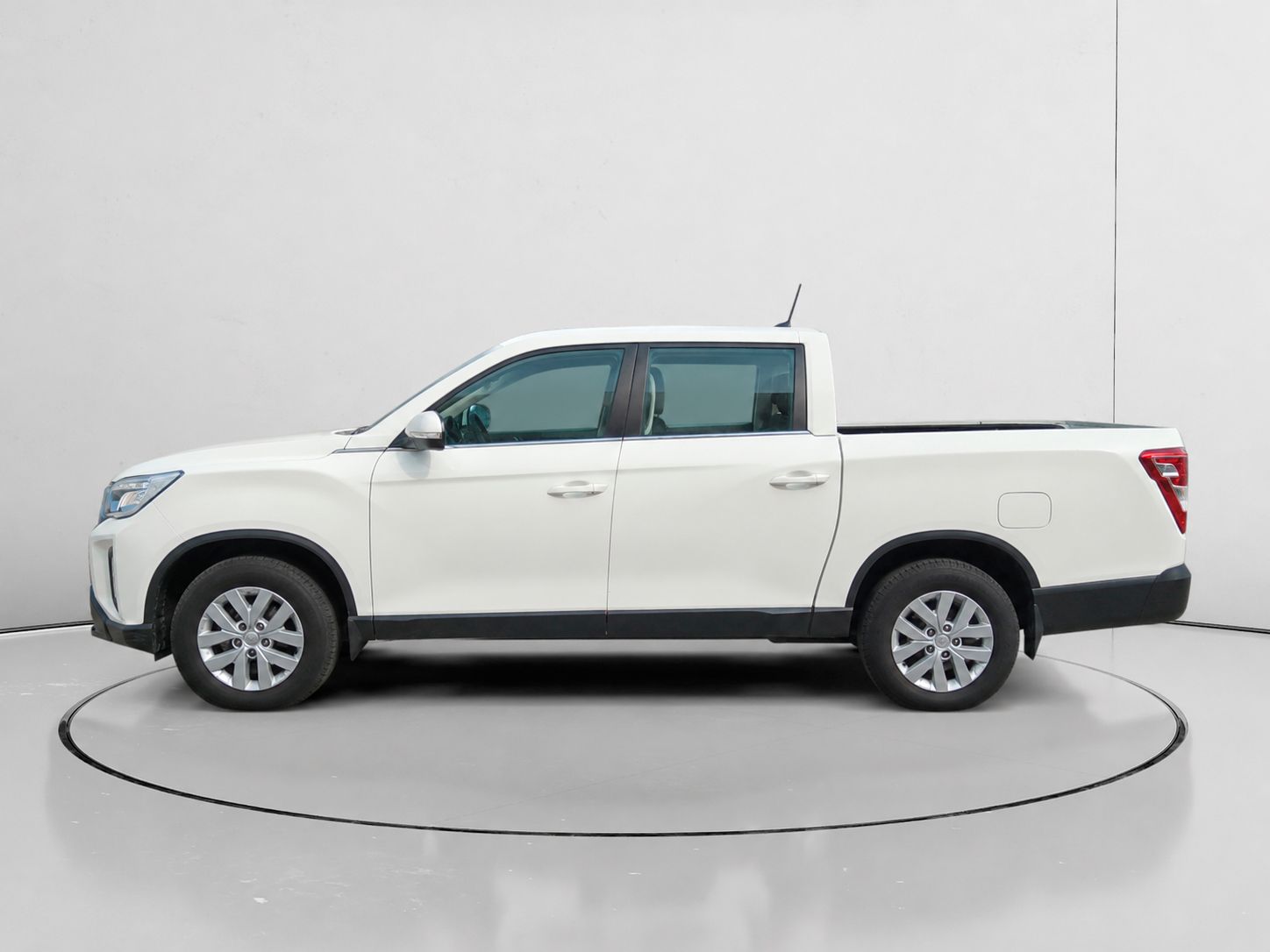 SsangYong Musso Sports D22DTR Pro 4x4 - foto 6