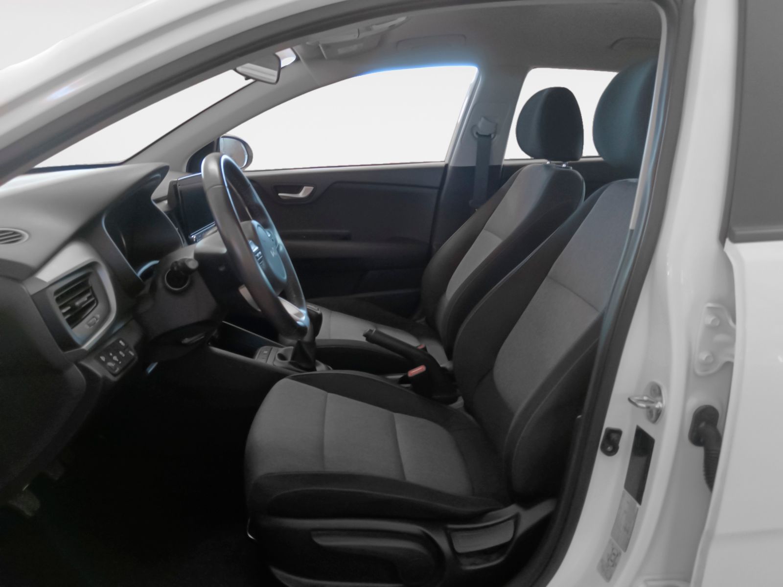 Kia Stonic 1.0 T-GDi MHEV iMT Concept - foto 11