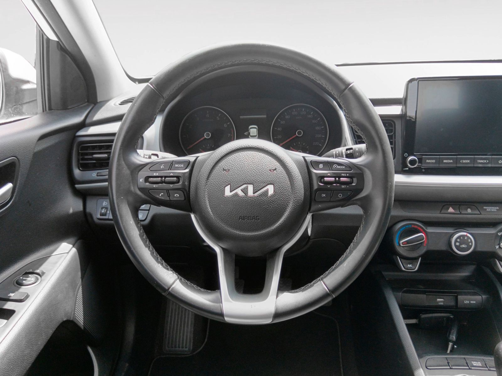 Kia Stonic 1.0 T-GDi MHEV iMT Concept - foto 10