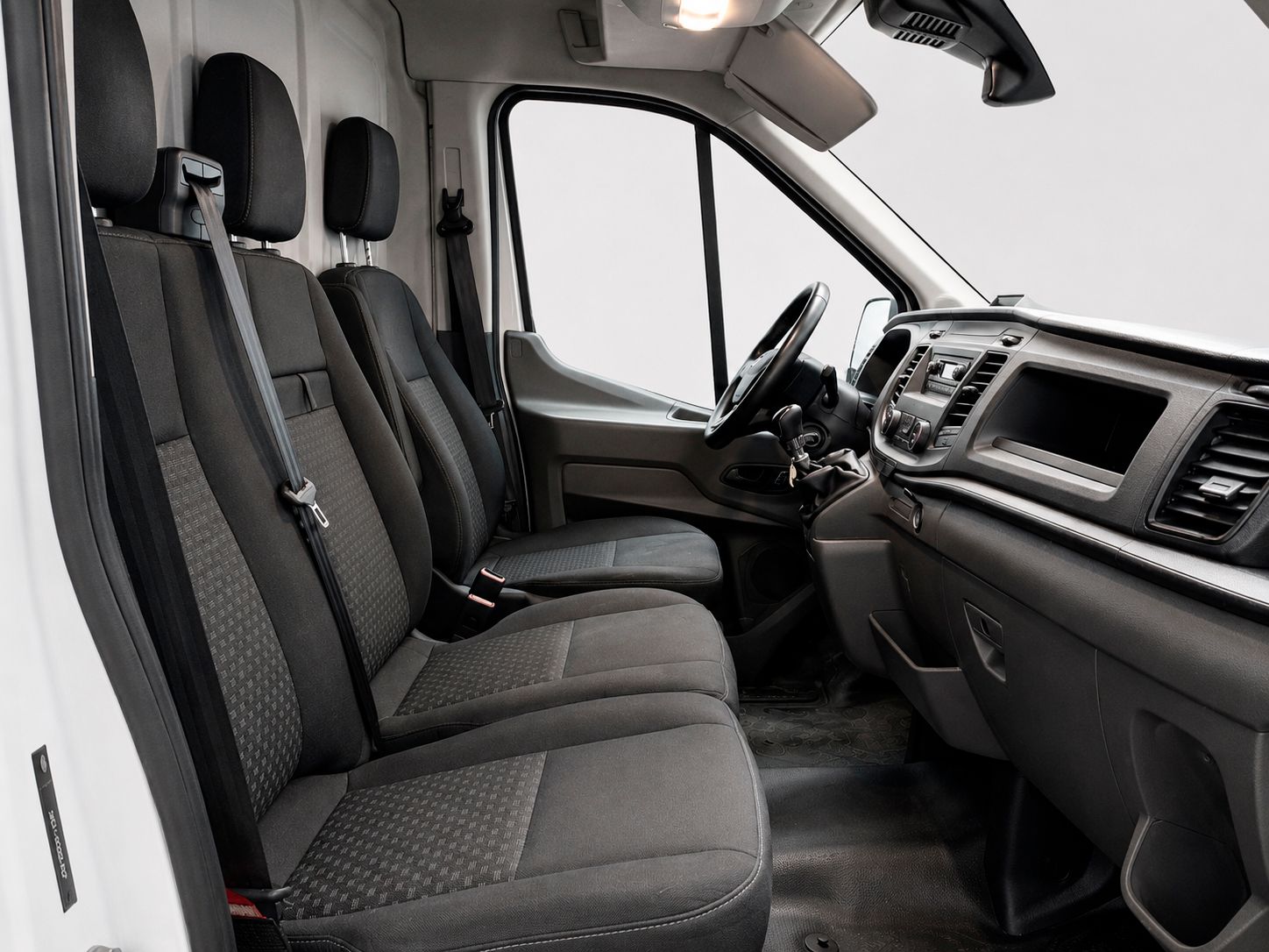 Ford Transit Furgon 350 L3H2 Trend - foto 12