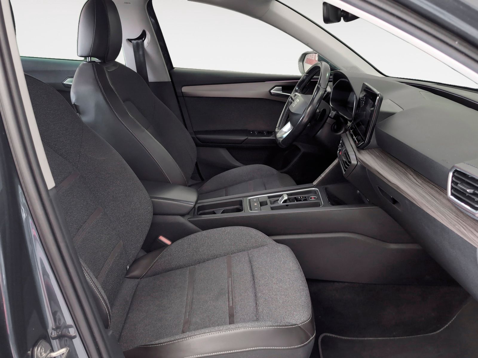 SEAT León 2.0 TDI Xcellence Go L DSG - foto 13