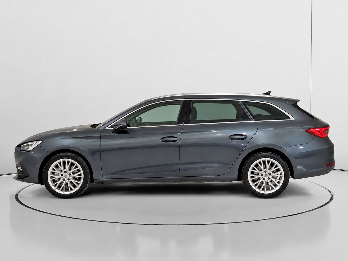 SEAT León 2.0 TDI Xcellence Go L DSG - foto 6