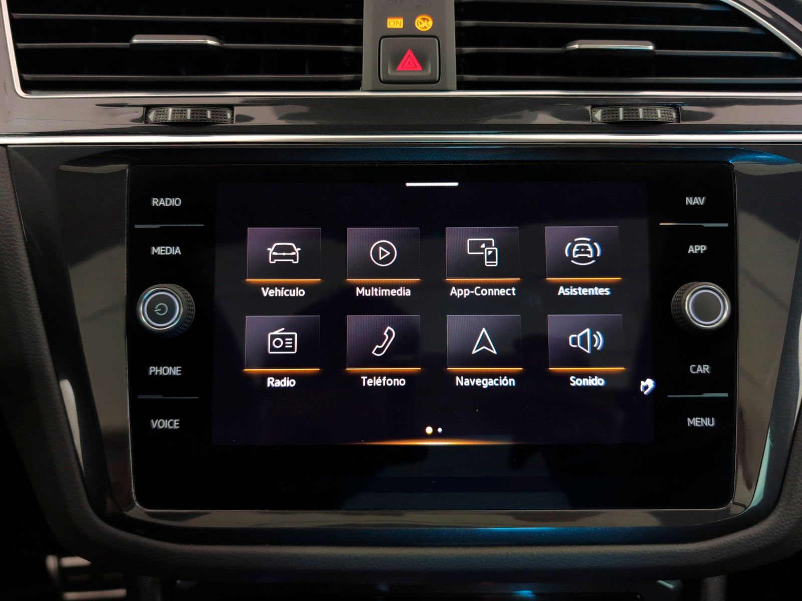 Volkswagen Tiguan R-Line 2.0 TDI DSG - foto 18