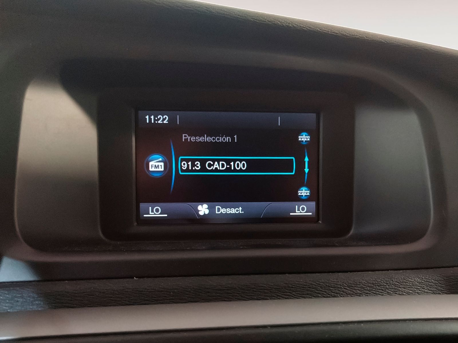Volvo V40 D2 Kinetic - foto 17