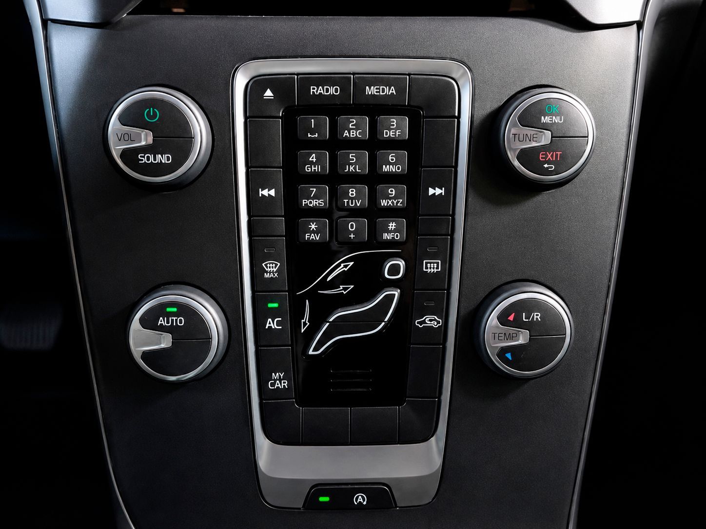Volvo V40 D2 Kinetic - foto 18