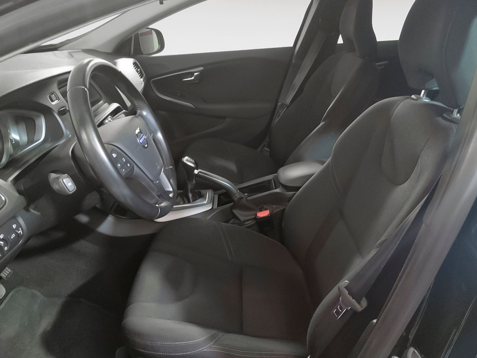 Volvo V40 D2 Kinetic - foto 11