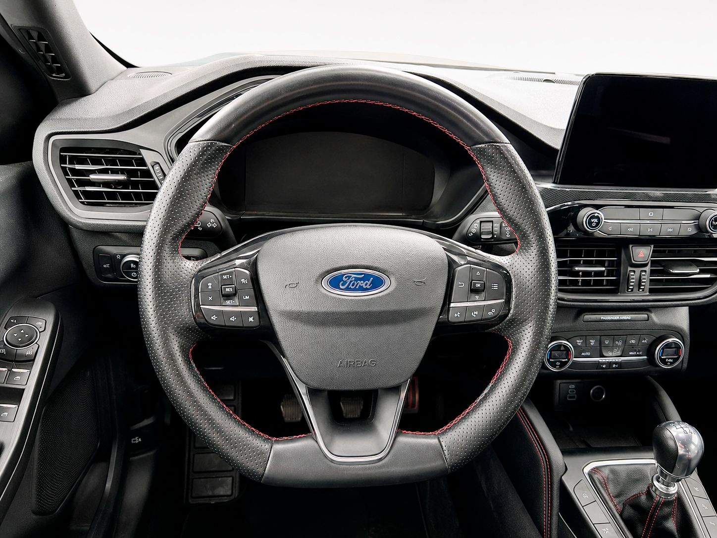Ford Kuga 1.5T EcoBoost ST-Line X 4x2 - foto 10