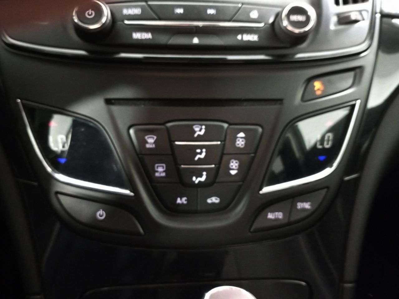 Opel Insignia 2.0 CDTI Excellence - foto 14