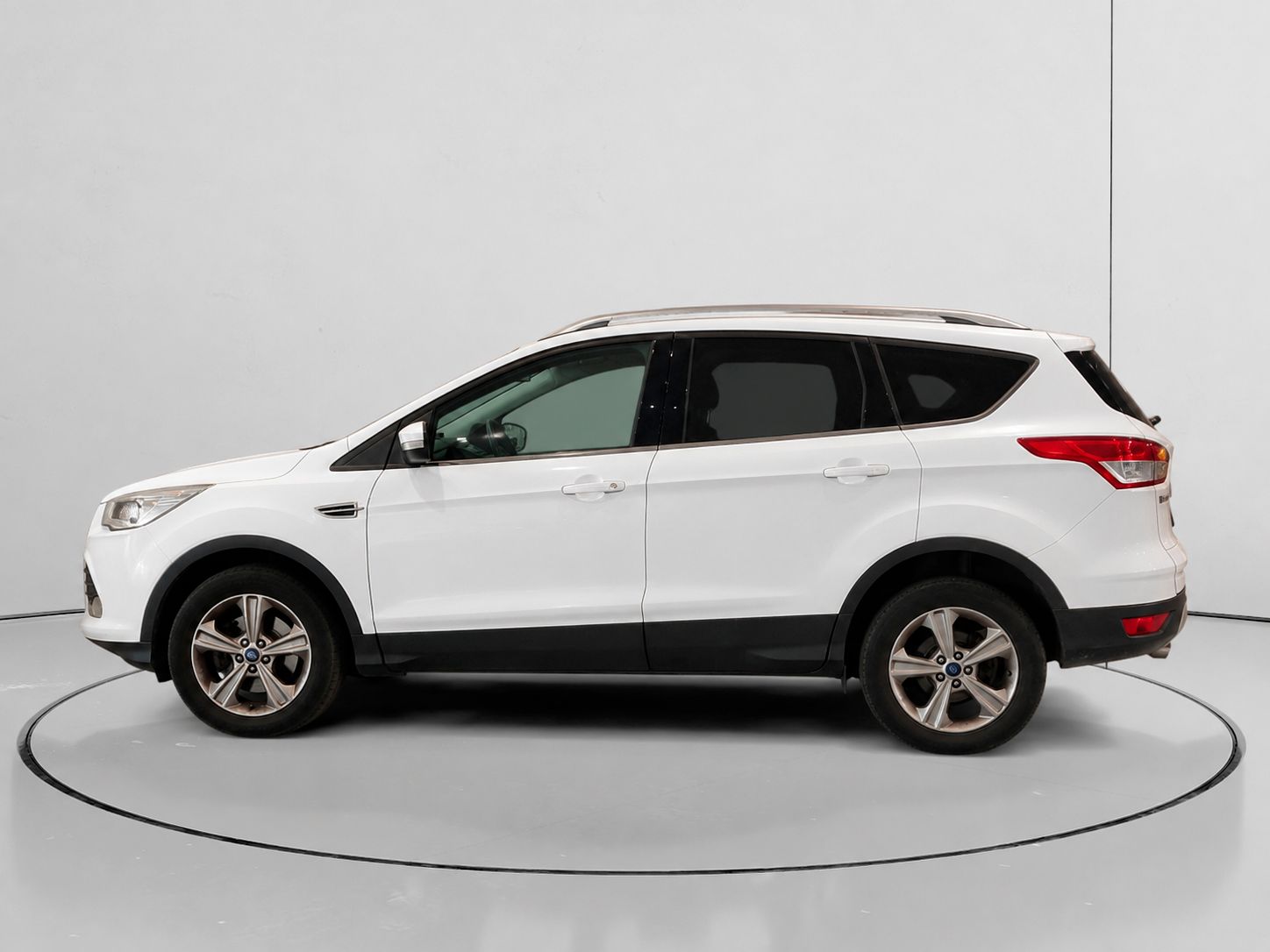 Ford Kuga 2.0 TDCi Trend 4x2 - foto 6