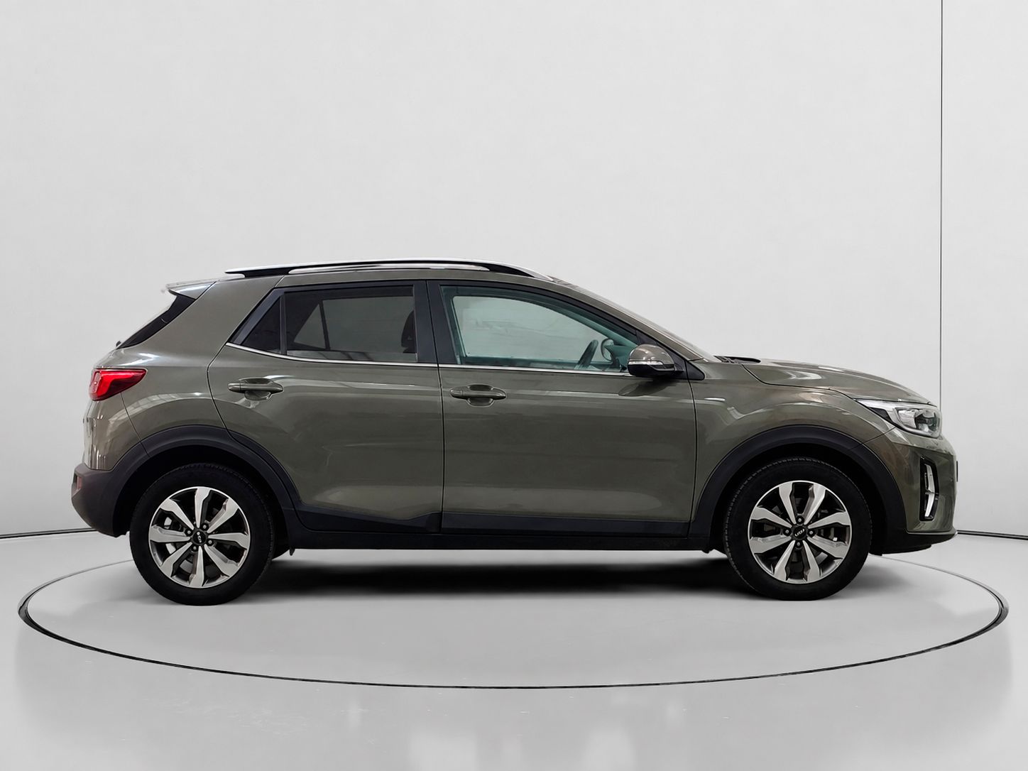 Kia Stonic 1.0 T-GDi MHEV Drive iMT - foto 2