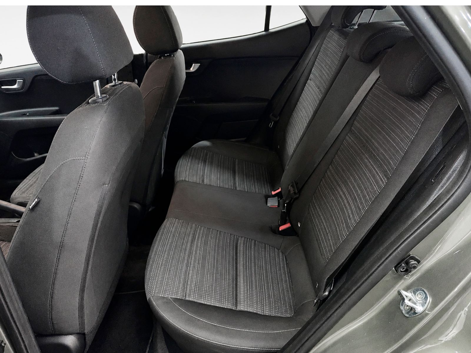 Kia Stonic 1.0 T-GDi MHEV Drive iMT - foto 12