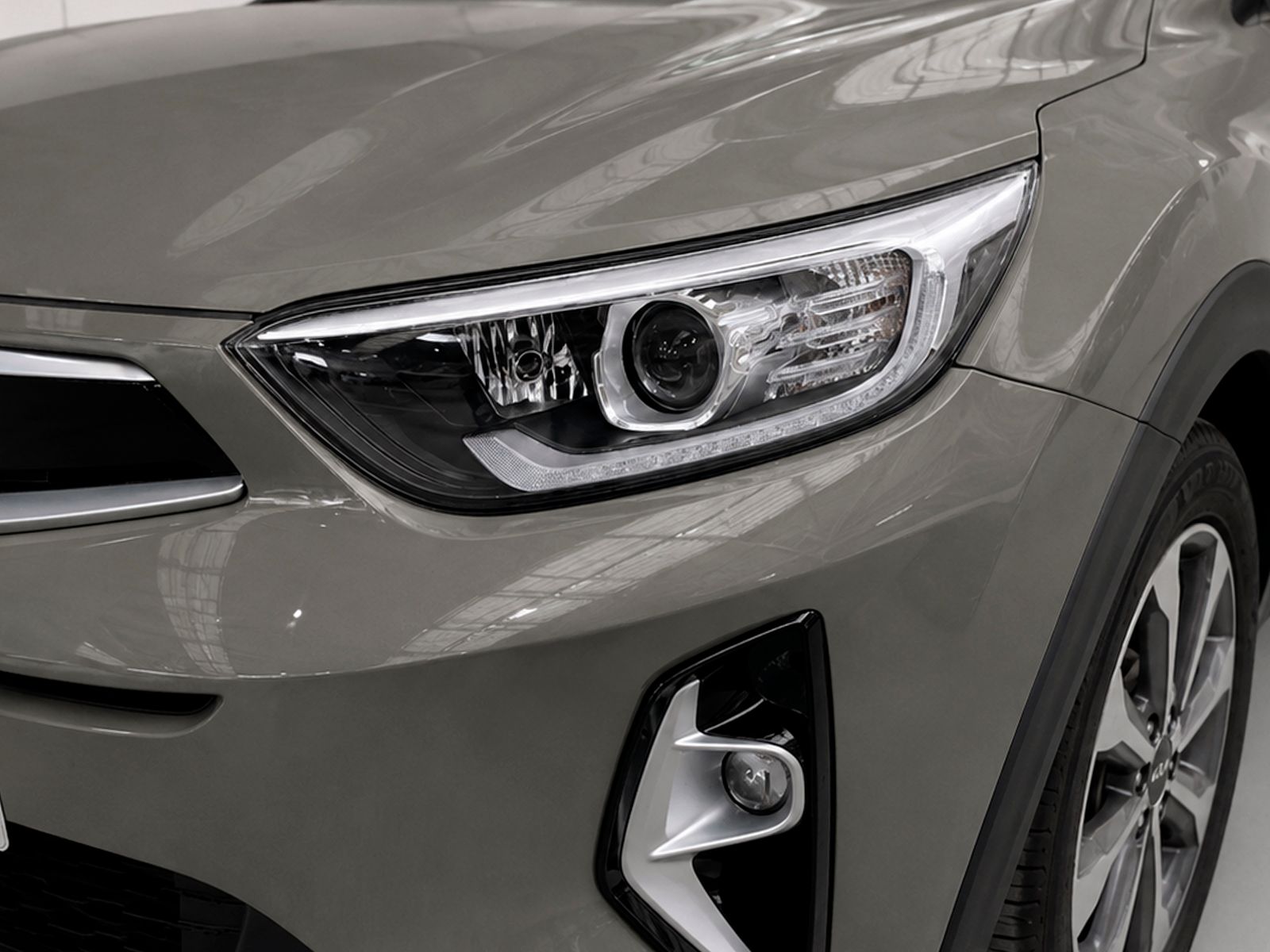 Kia Stonic 1.0 T-GDi MHEV Drive iMT - foto 23
