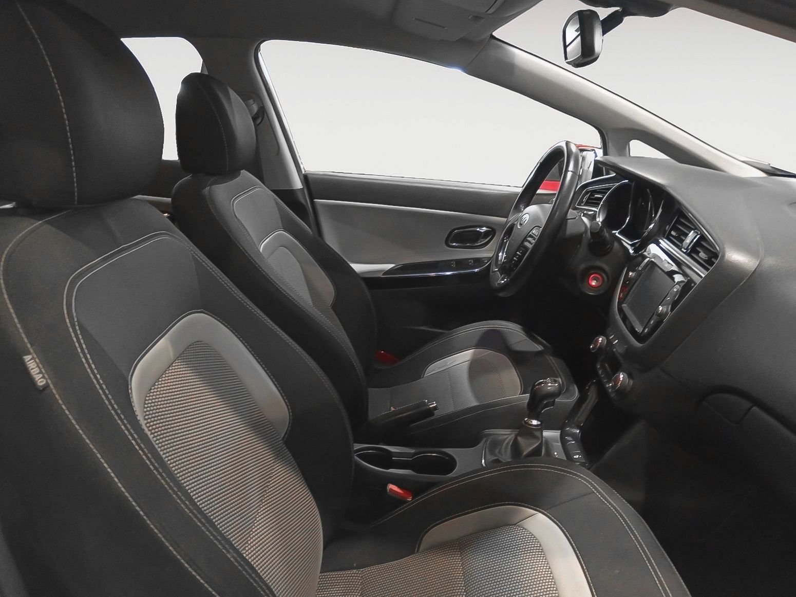 Kia Ceed 1.0 T-GDi Eco-Dynamics x-Tech17 - foto 14