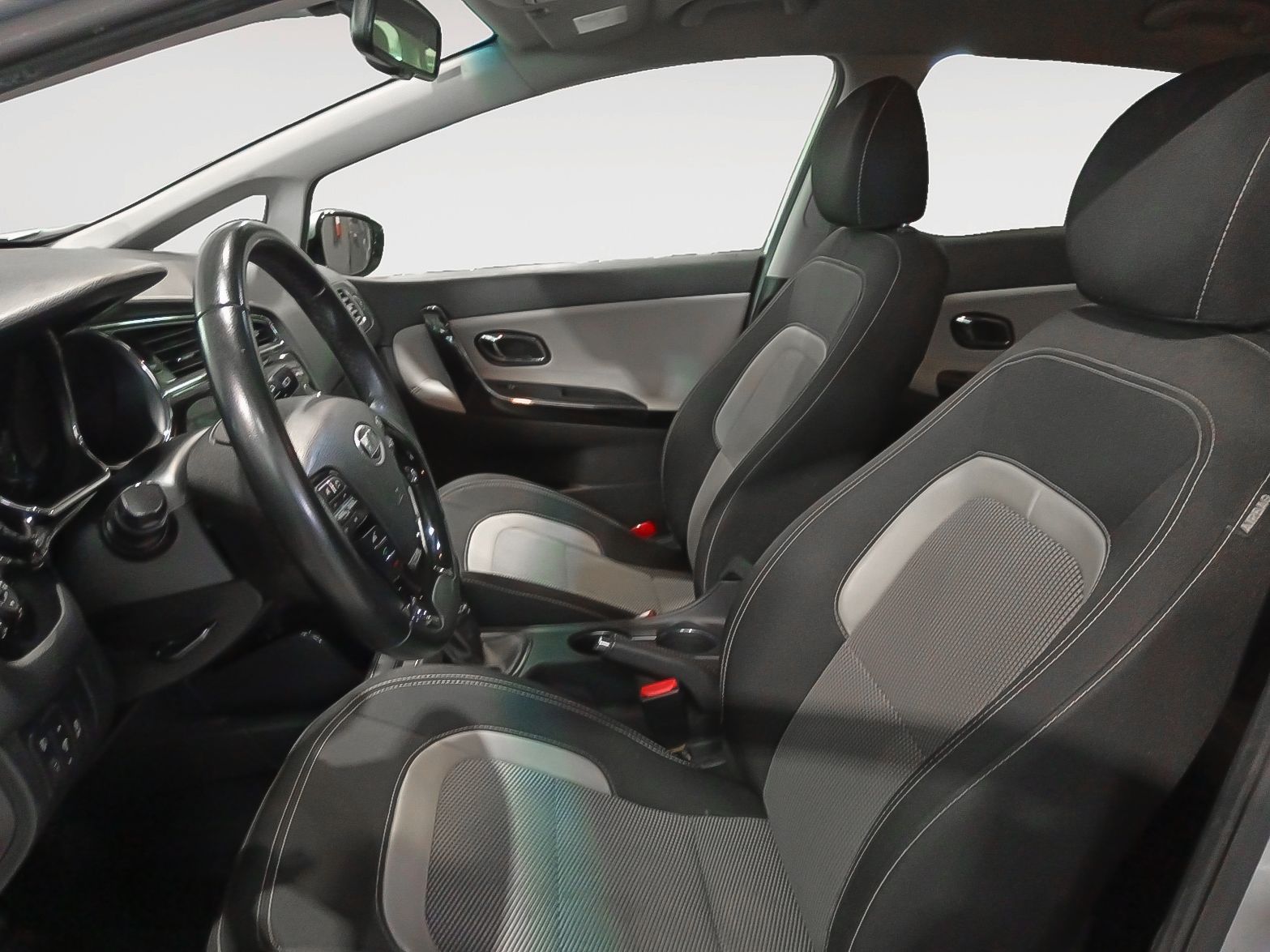Kia Ceed 1.0 T-GDi Eco-Dynamics x-Tech17 - foto 11