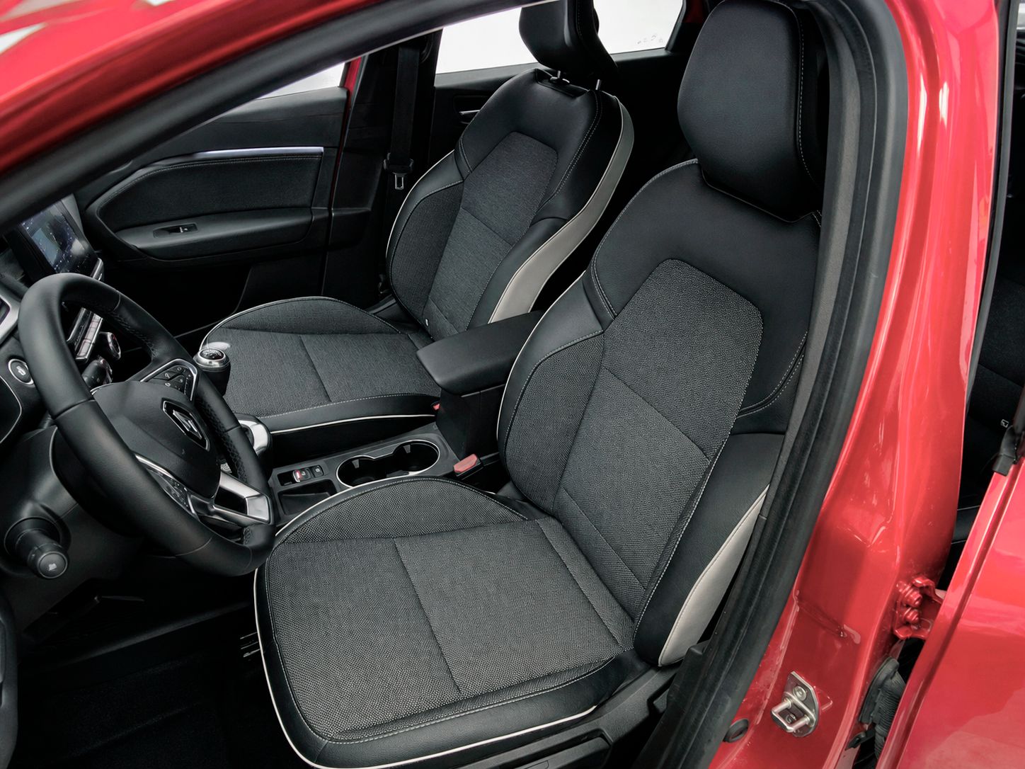 Renault Captur Techno TCe - foto 11