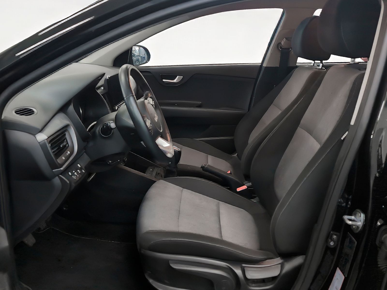 Kia Stonic 1.0 T-GDi MHEV iMT Concept - foto 11