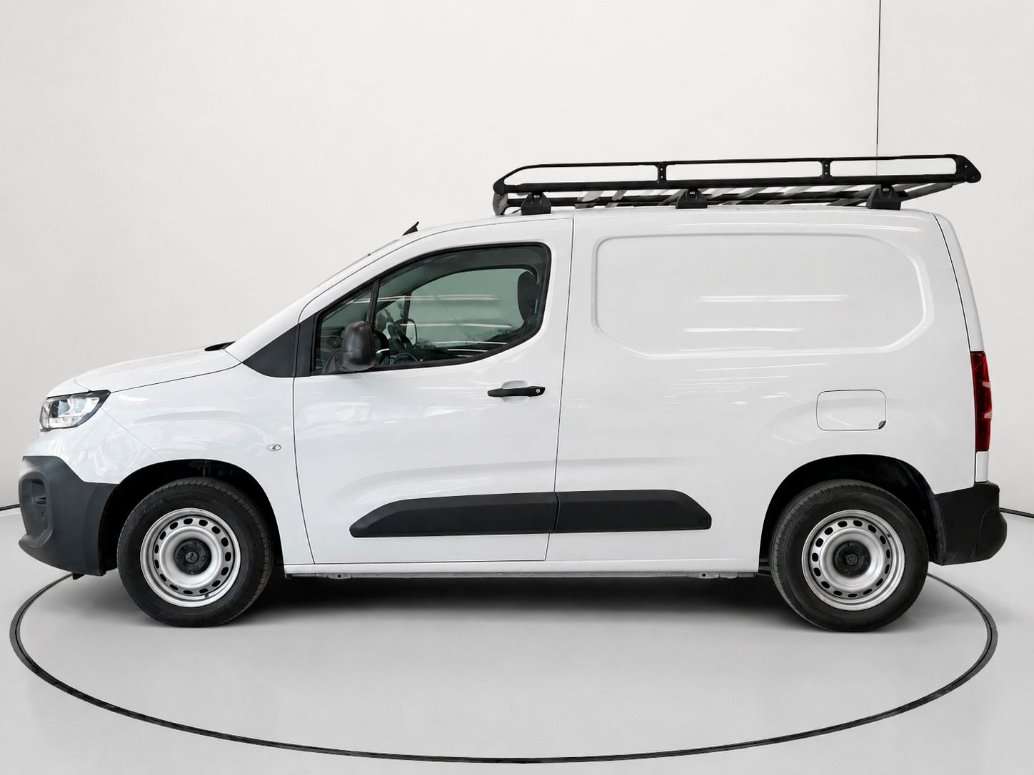 Peugeot Partner Furgon BlueHDi 100 Standard 600kg - foto 6