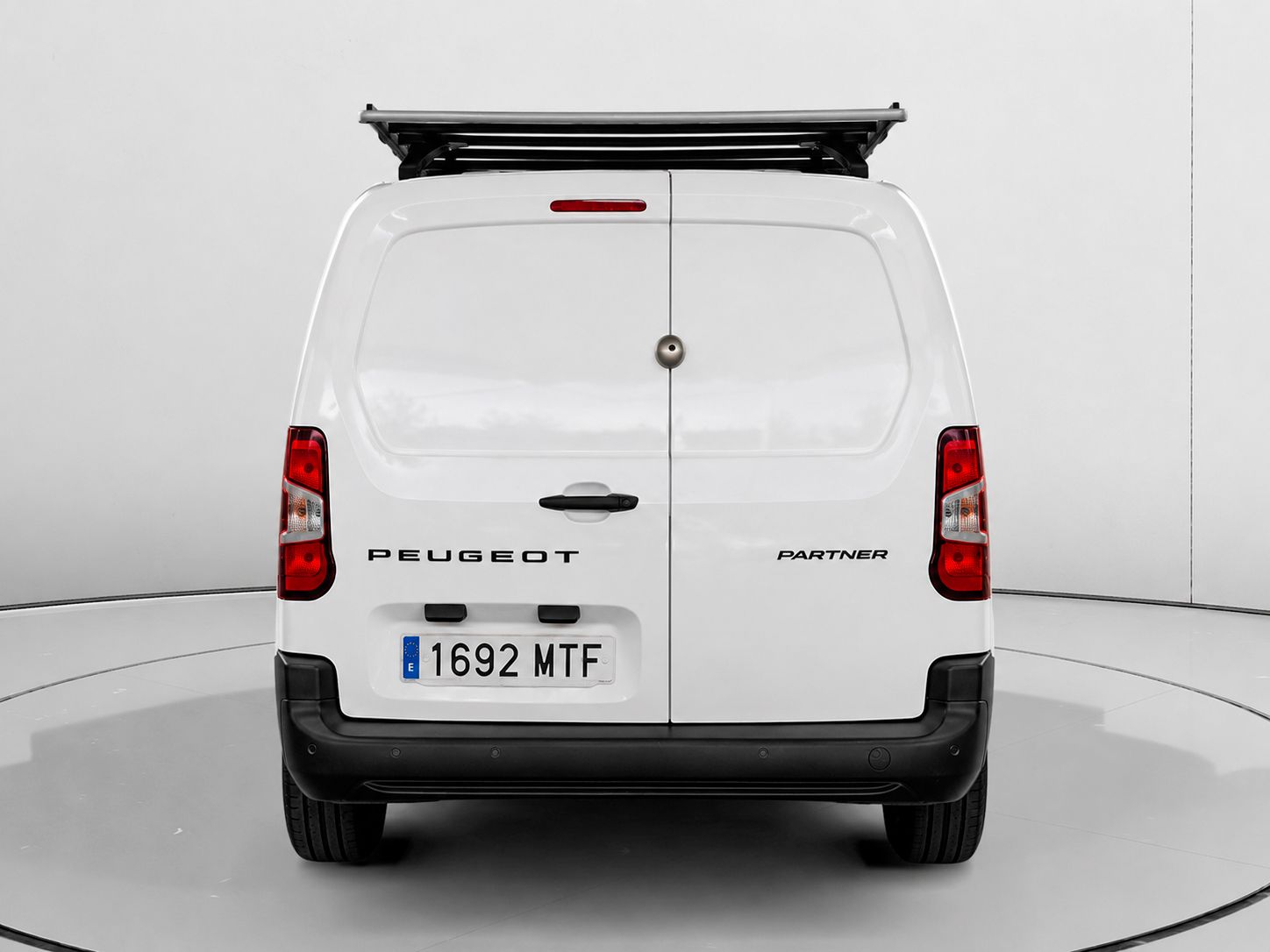 Peugeot Partner Furgon BlueHDi 100 Standard 600kg - foto 4
