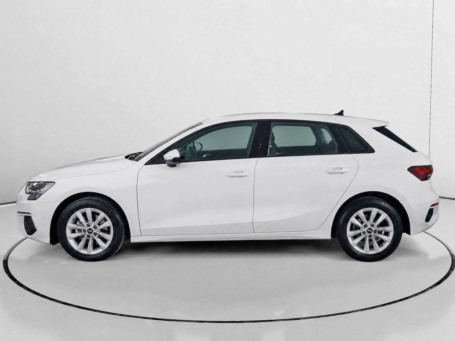 Audi A3 35 TDI S tronic - foto 6