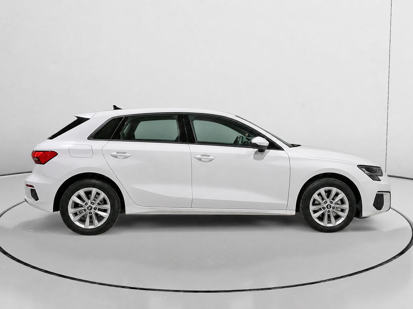 Audi A3 30 TDI S tronic - foto 2