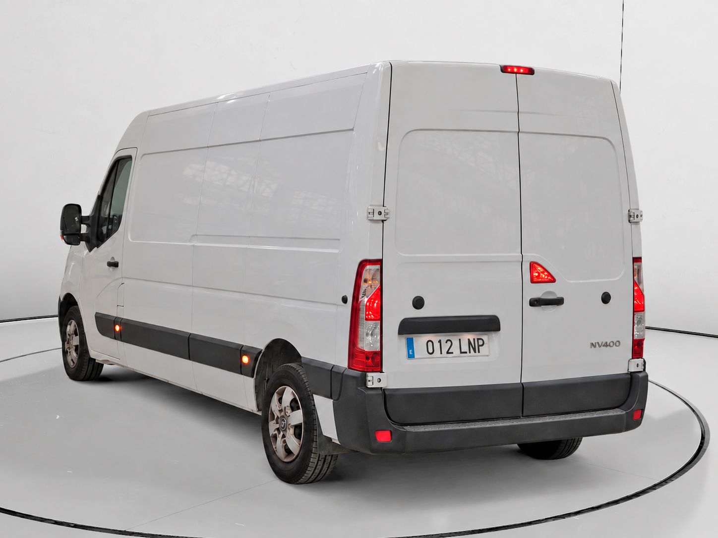 Nissan NV400 Furgon 2.3 dCi Optima L3H2 FWD - foto 5