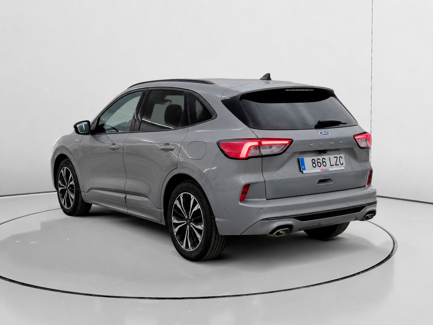 Ford Kuga 1.5T EcoBoost ST-Line X 4x2 - foto 5