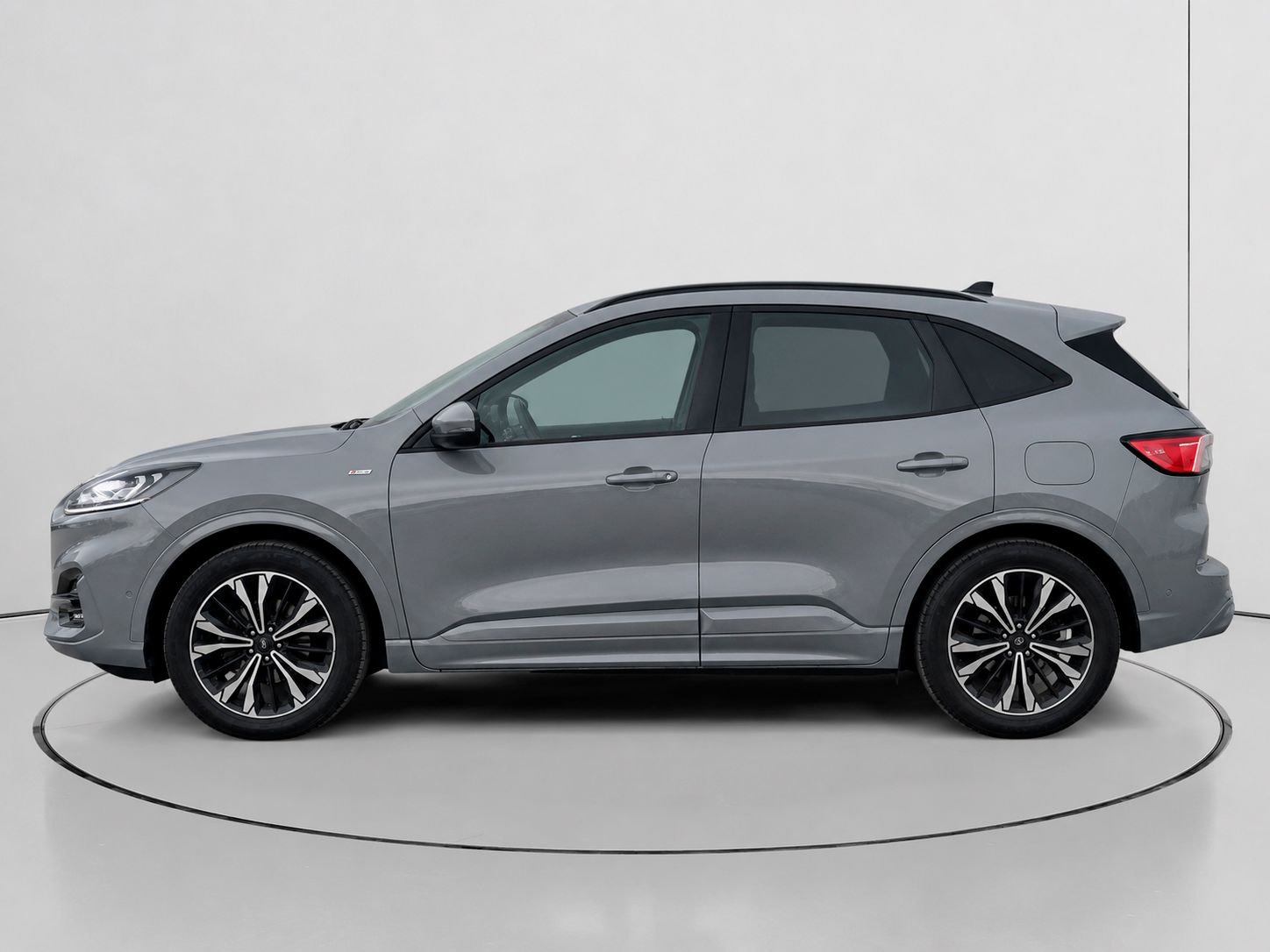 Ford Kuga 1.5T EcoBoost ST-Line X 4x2 - foto 6