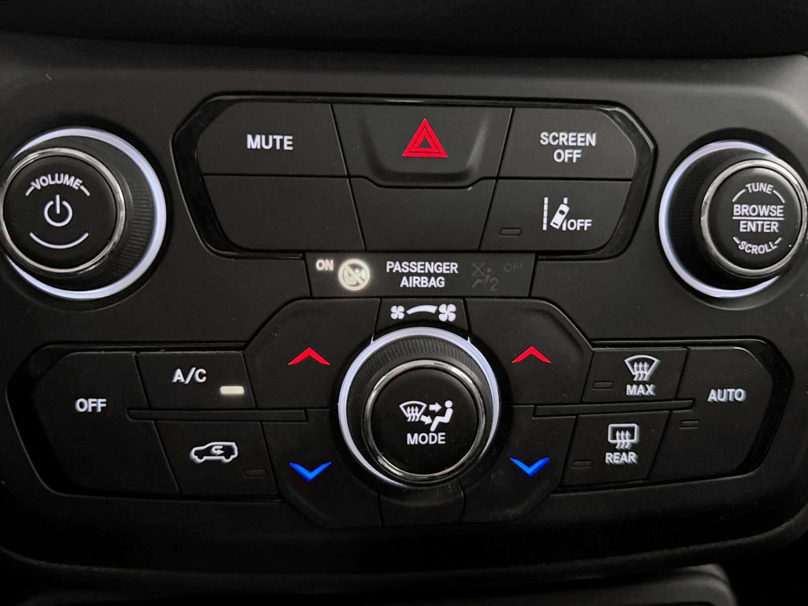 Jeep Renegade 1.3 PHEV Limited 4xe - foto 21