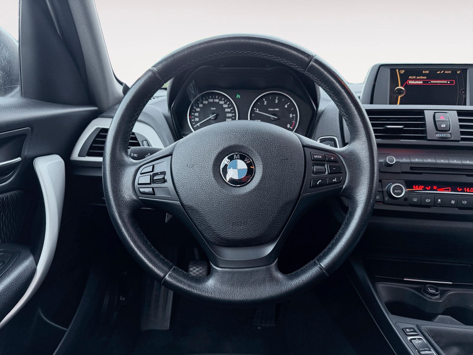 BMW Serie 1 116d - foto 10
