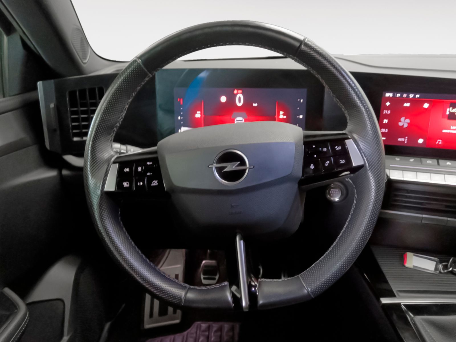 Opel Astra 1.2 Turbo XHT GS - foto 10