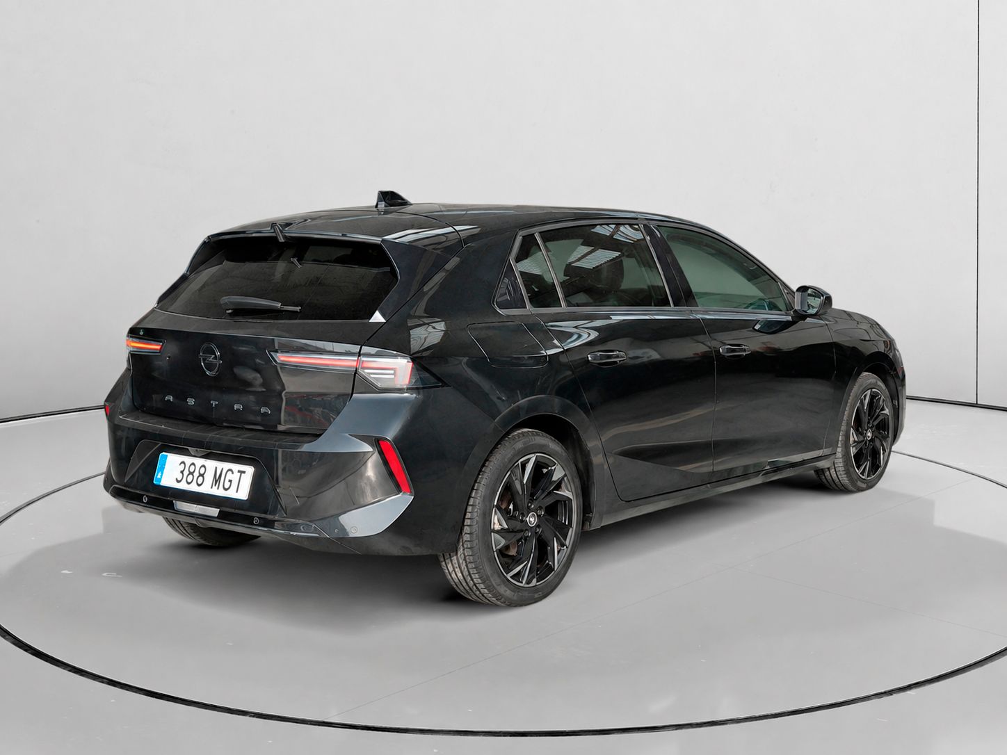 Opel Astra 1.2 Turbo XHT GS - foto 3